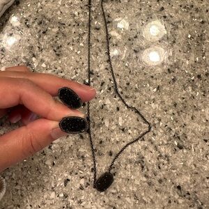 Kendra Scott necklace and earrings